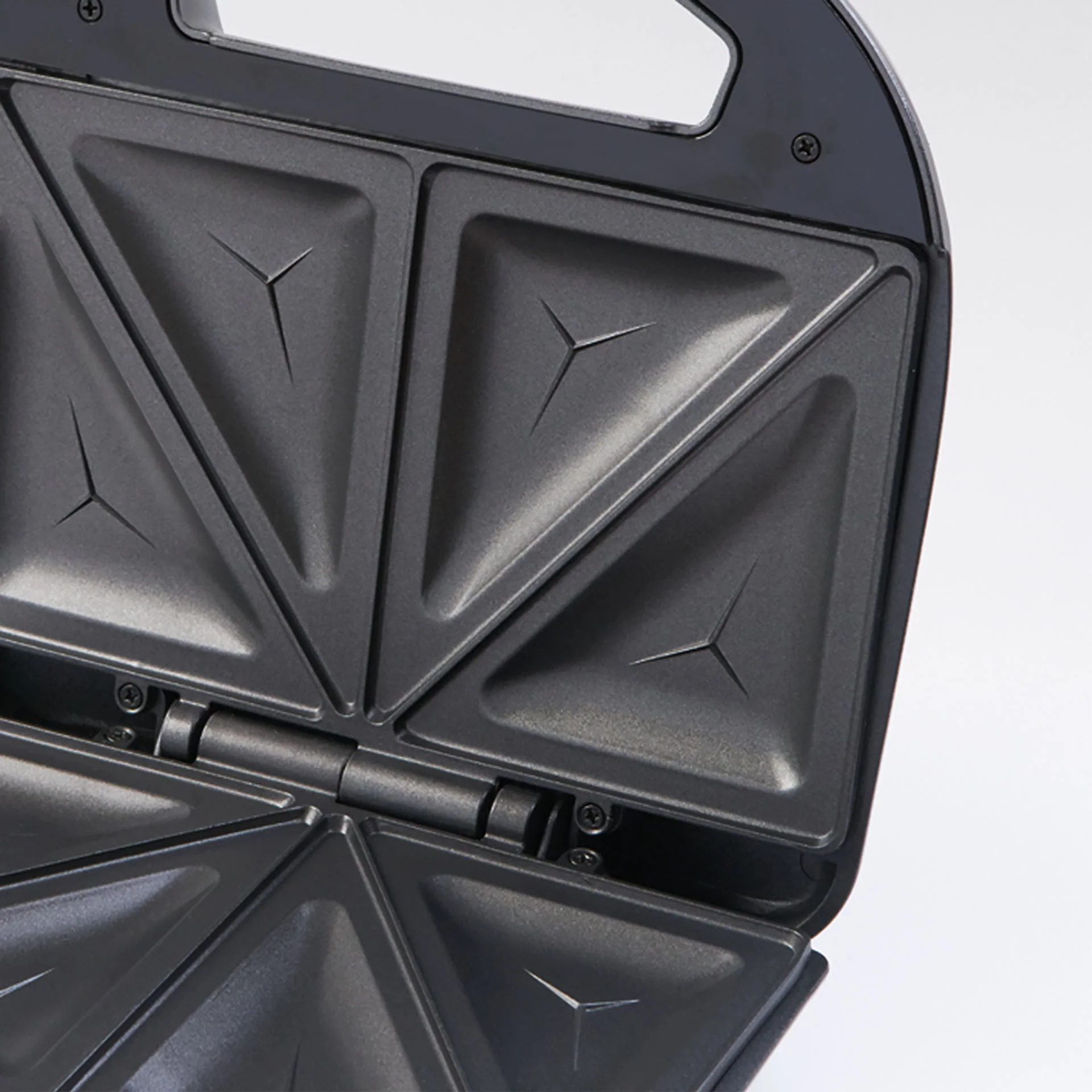Sanduicheira Titanium 700W 4940FL - Image 4